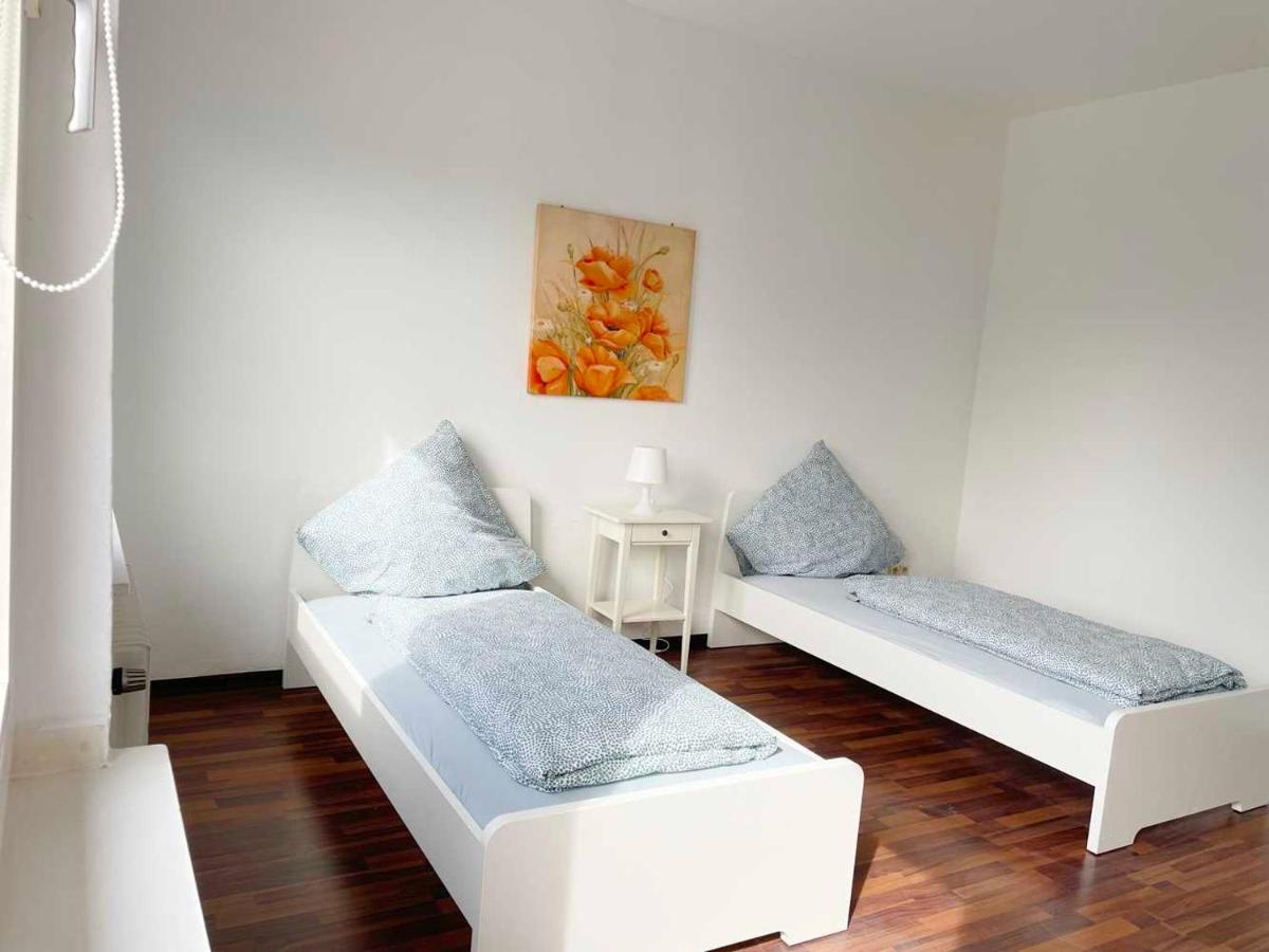Apartment With 3 Rooms In هرث المظهر الخارجي الصورة